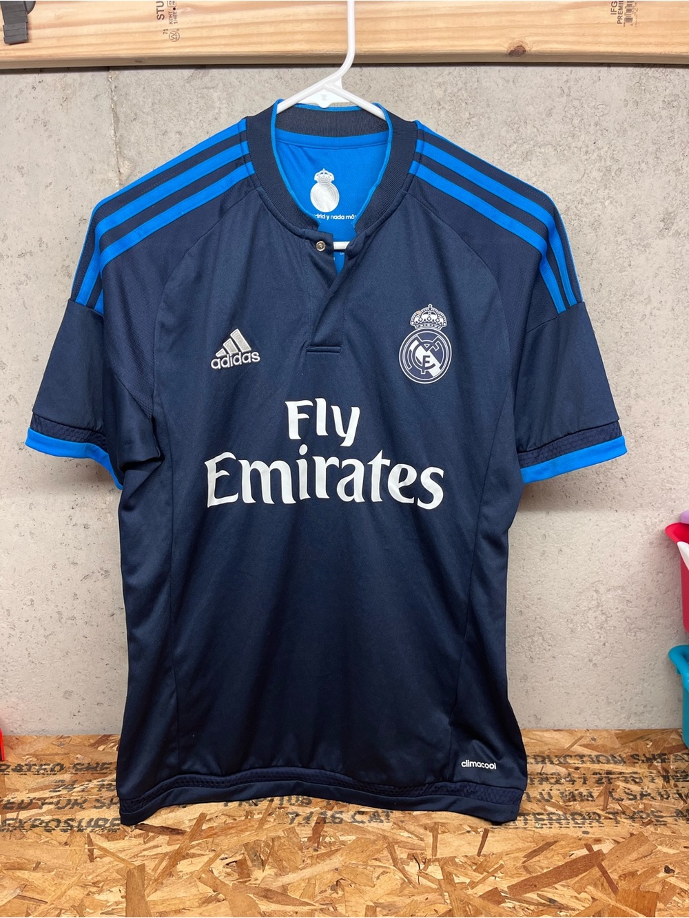 REAL MADRID 2015 2016 THIRD FOOTBALL SOCCER SHIRT JERSEY ADIDAS S12676 MENS SZ S
